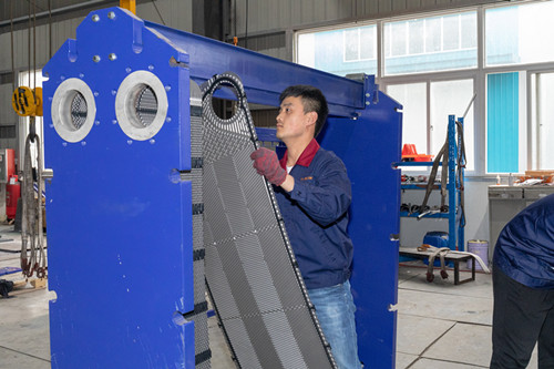 Cleaning process of plate heat exchanger: